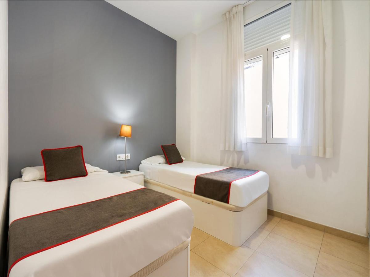Oyo Style Apartments Puerto Valencia Eksteriør billede
