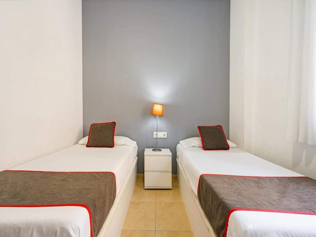Oyo Style Apartments Puerto Valencia Eksteriør billede