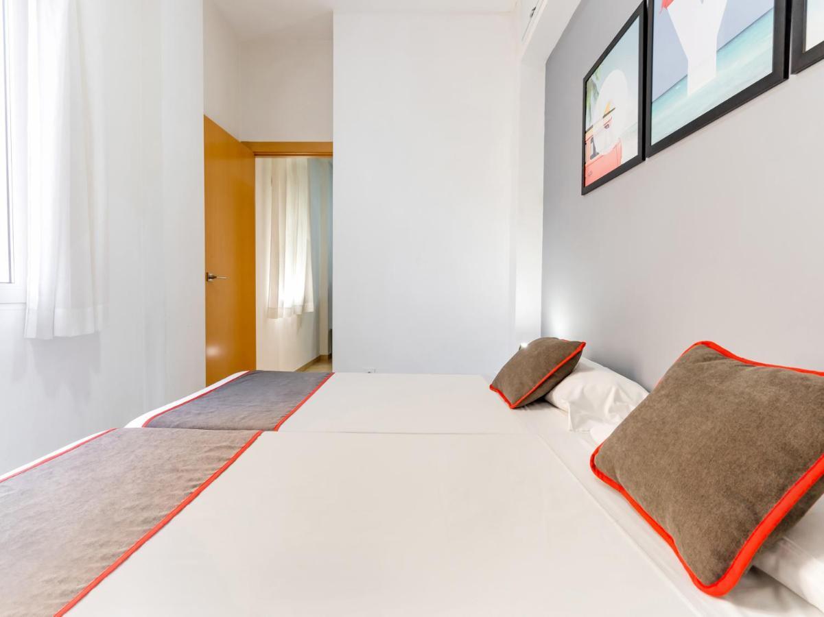Oyo Style Apartments Puerto Valencia Eksteriør billede