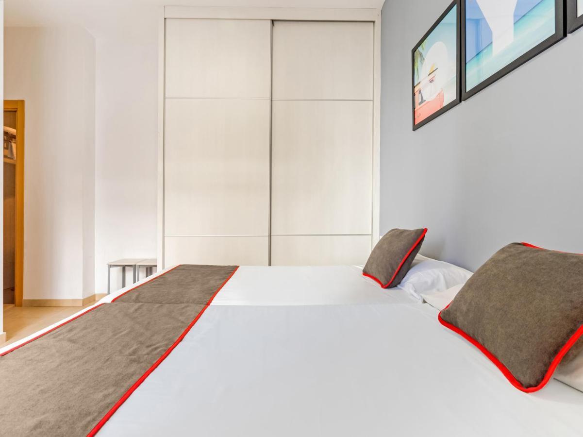 Oyo Style Apartments Puerto Valencia Eksteriør billede