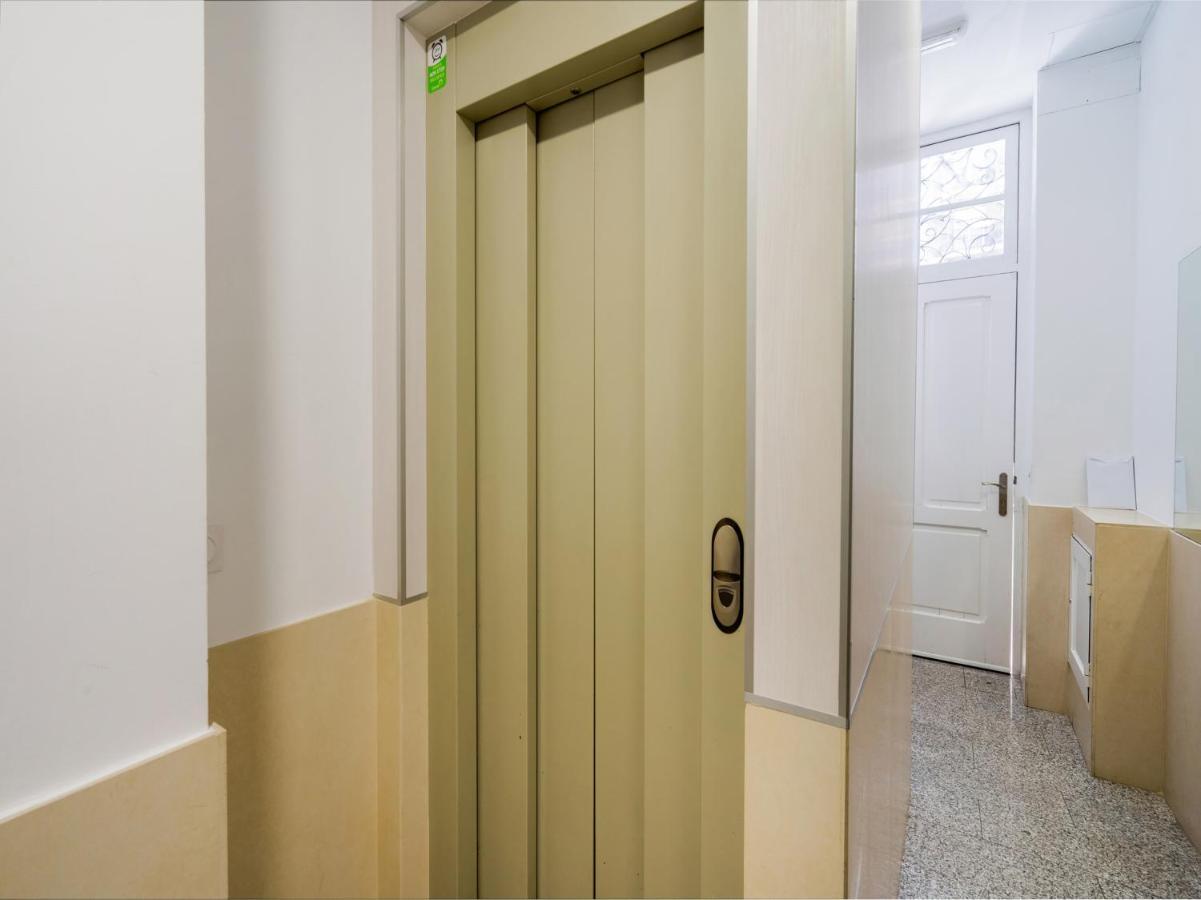 Oyo Style Apartments Puerto Valencia Eksteriør billede